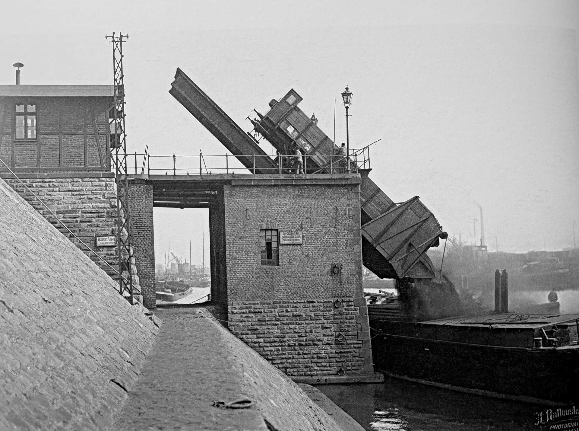 Bau des Kaiserhafens in Ruhrort